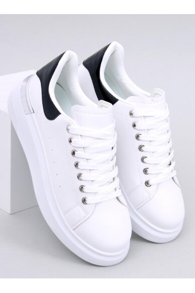 Laisvalaikio batai T0YD8240-5 WHITE/BLACK 2